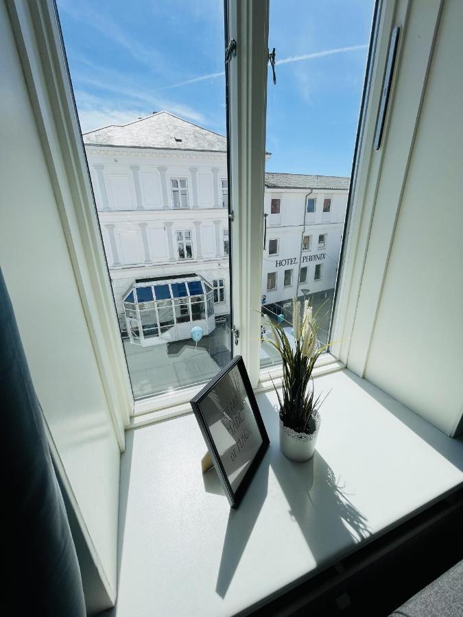 Aday - Blue Light Suite Apartment In The Center Of 히링 외부 사진